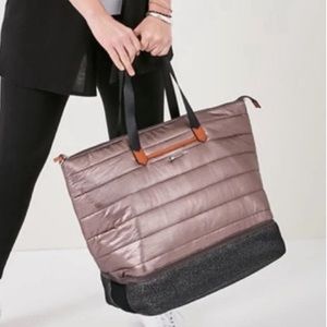 Stella & Dot Rose Gold Crush It Large Travel